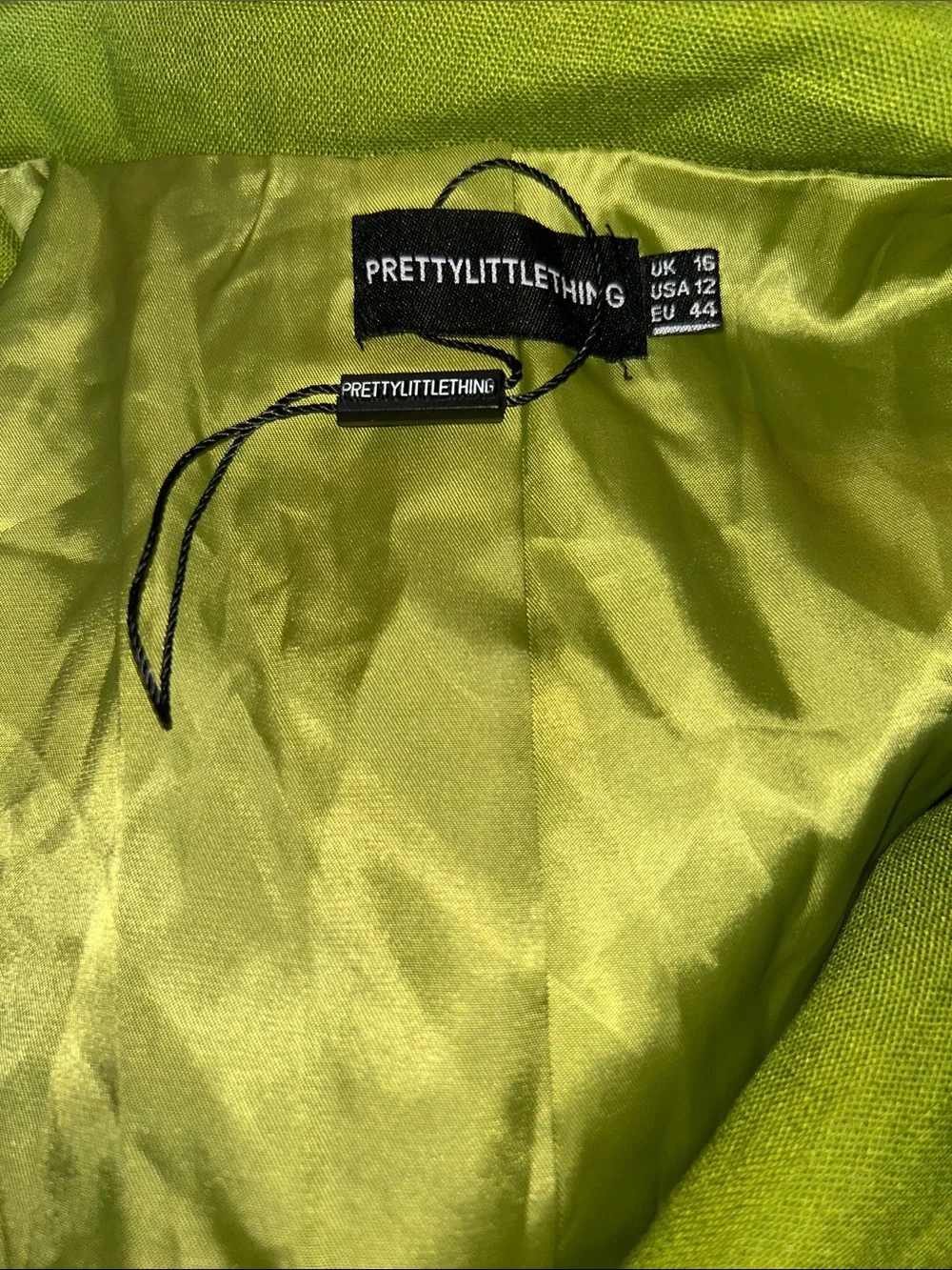 PrettyLittleThing Bright Green Single-Button Blazer
